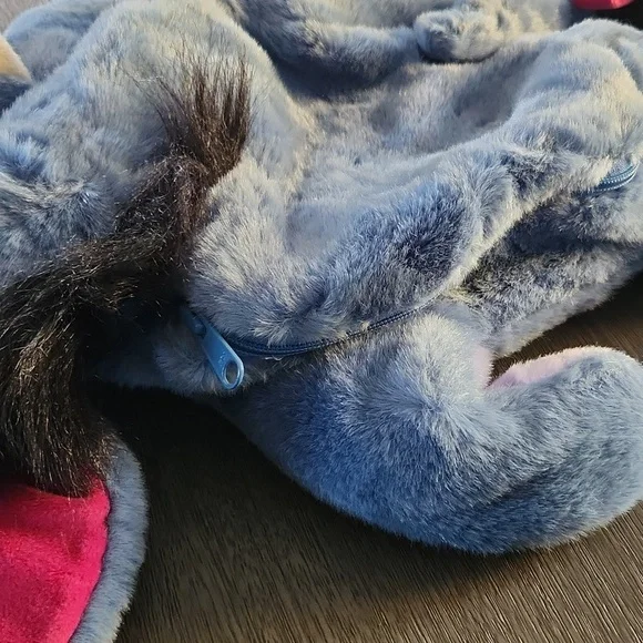 Vintage Disney Stpre Eeyore Plush Backpack - Picture 6 of 7